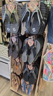 Boutique-2025-43.jpg